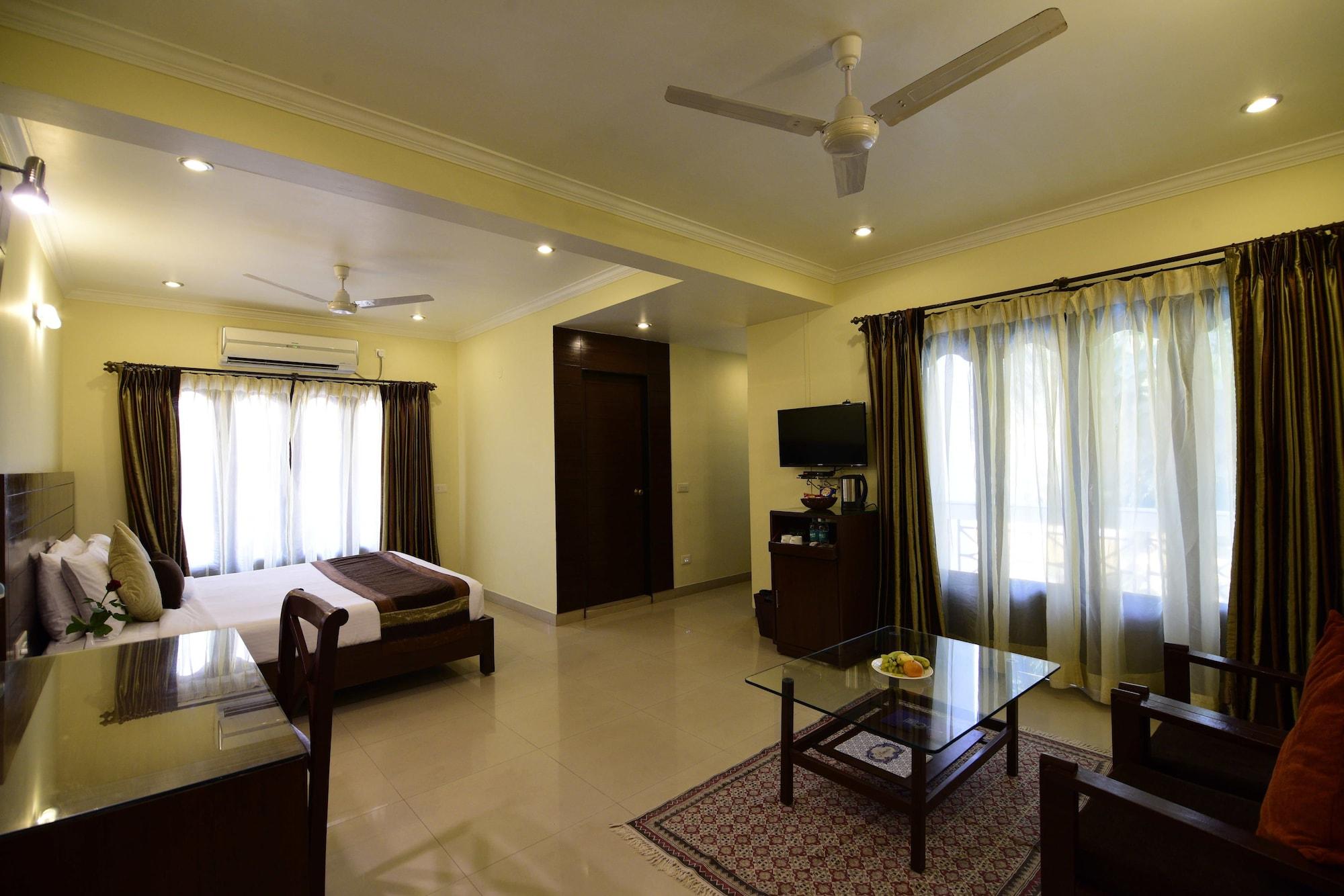 Crystal By Morpho, Goa Villagio Resort 4*
