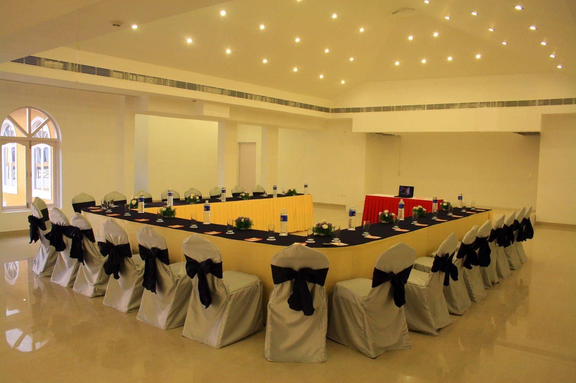 Resort Crystal By Morpho, Goa Villagio